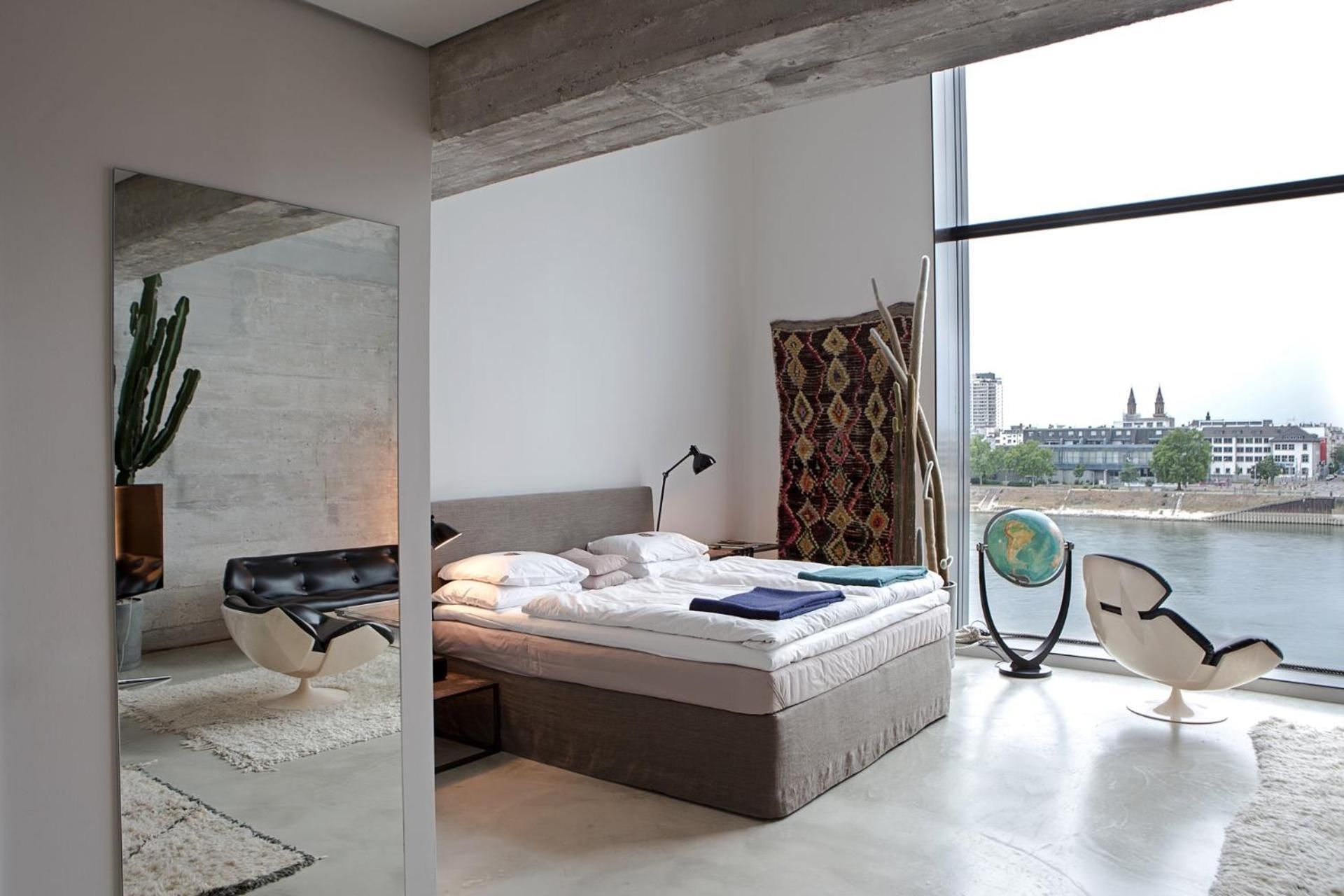 Suite with River View