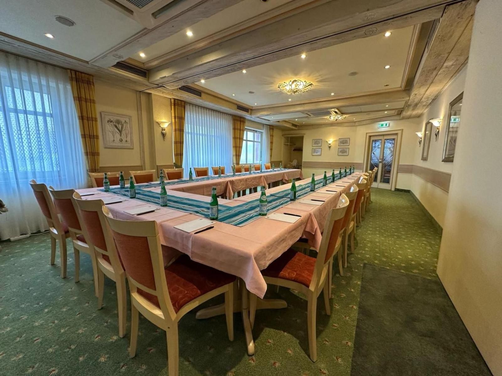 meeting room / ballrooms
