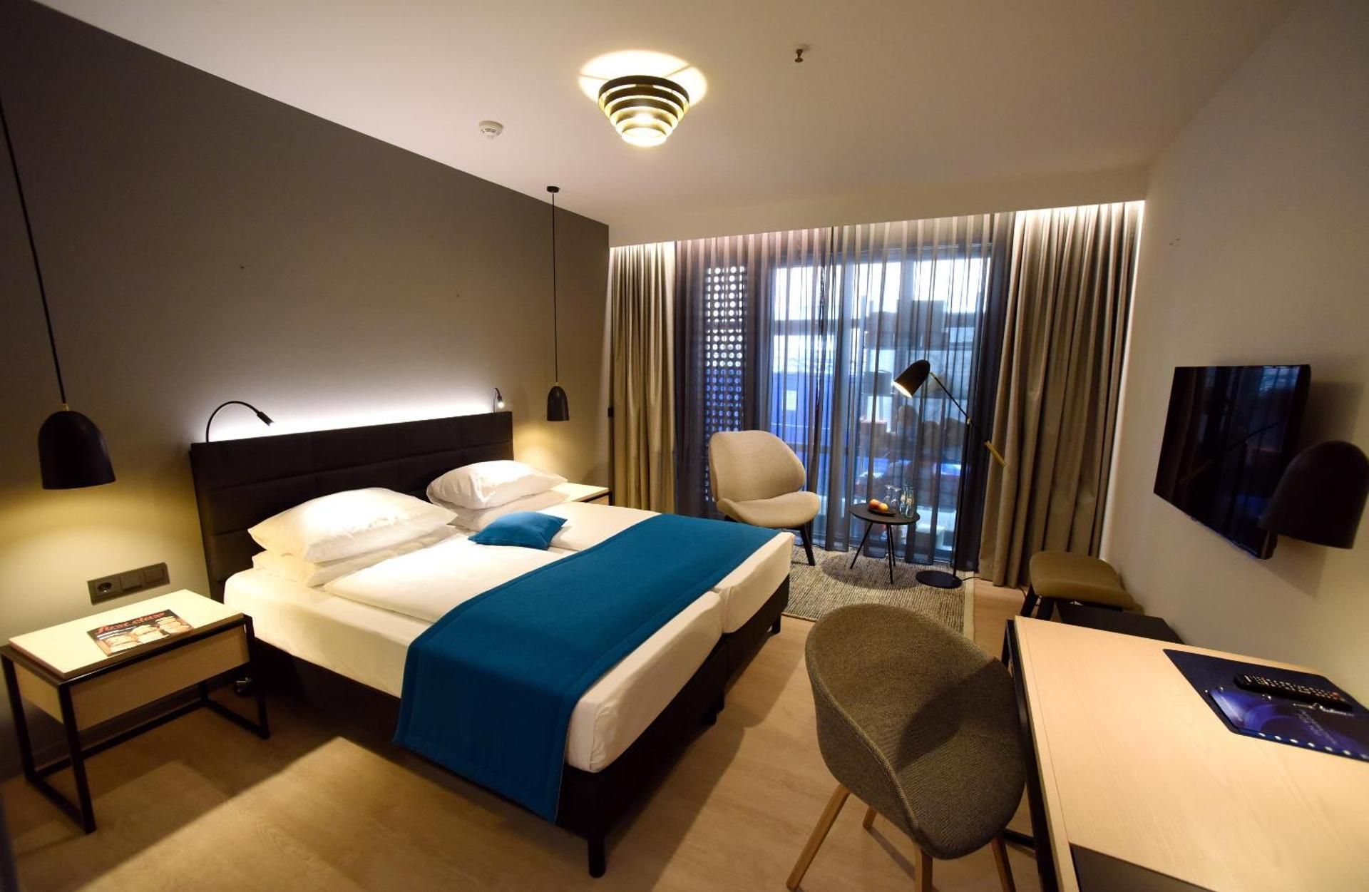 Radisson Blu Hotel, Mannheim Superior Room - Bay Window