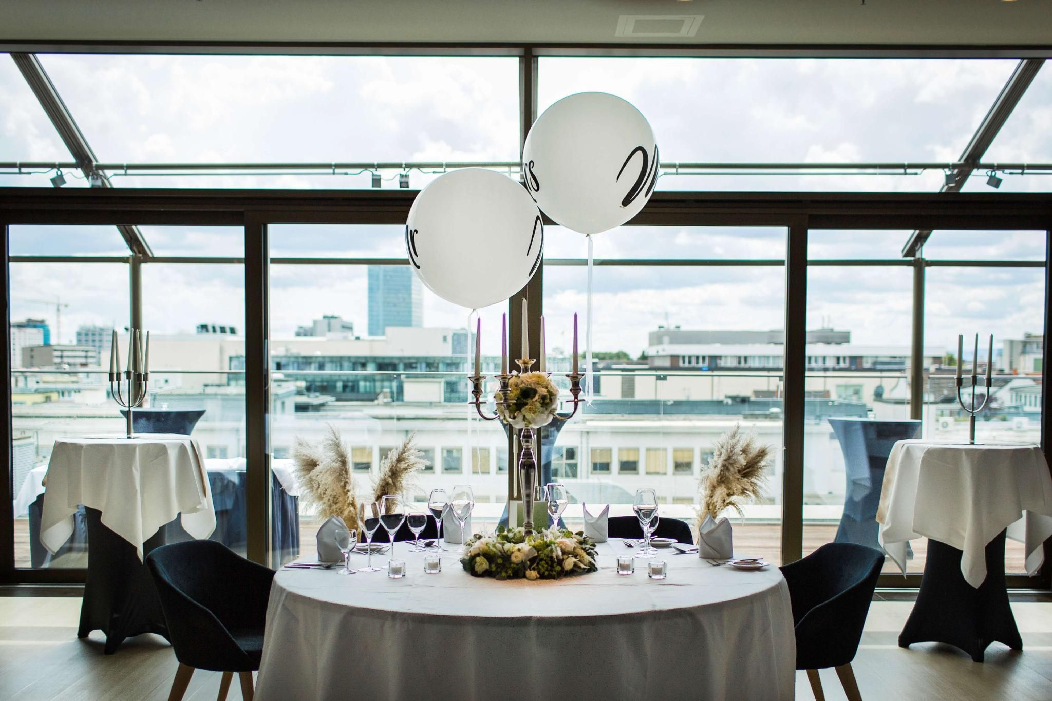 f8a1f4593fc24772ca66bfbed7eb0430