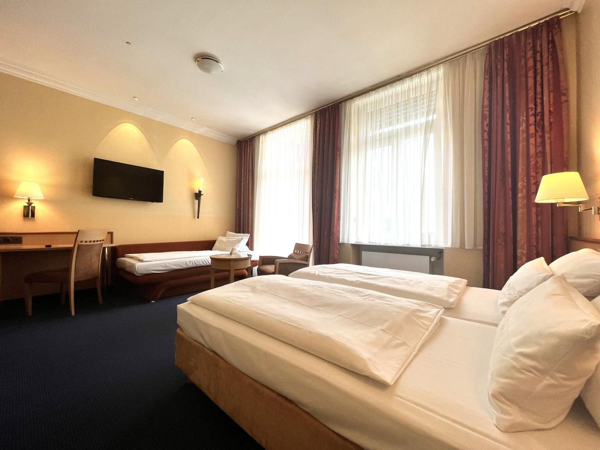 Classic Triple Room