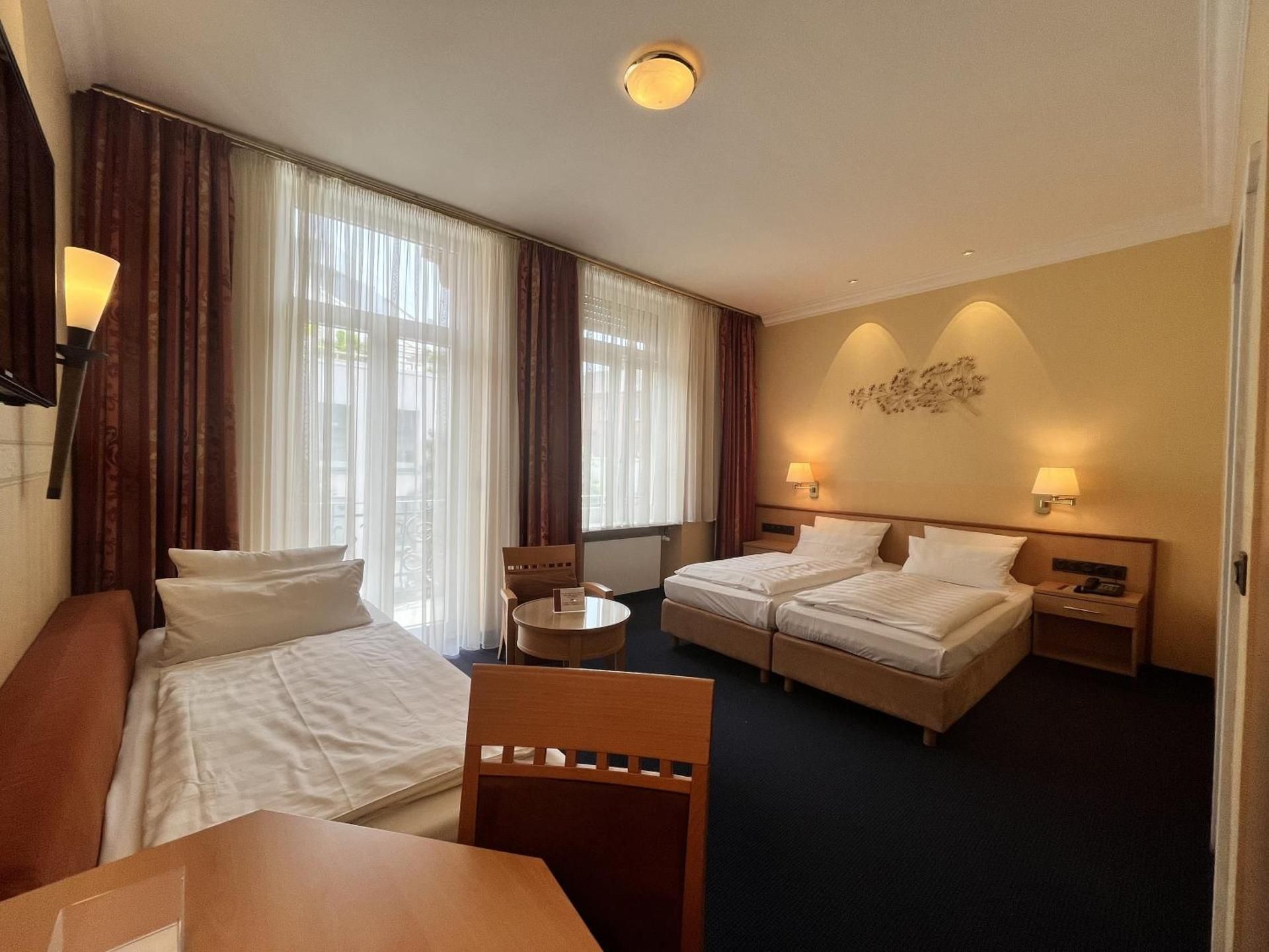 Classic Triple Room