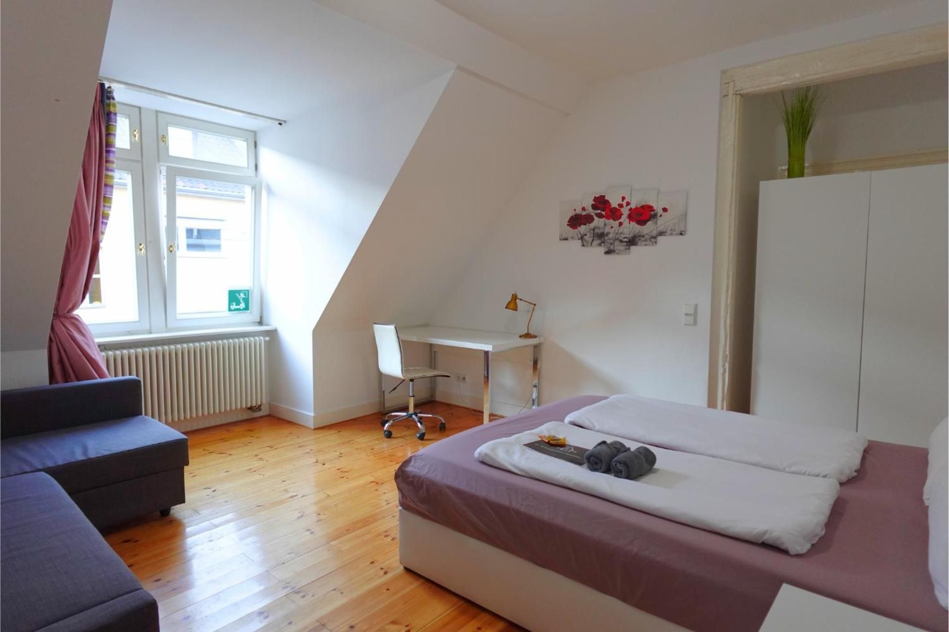 Twin Room with Shared Bathroom