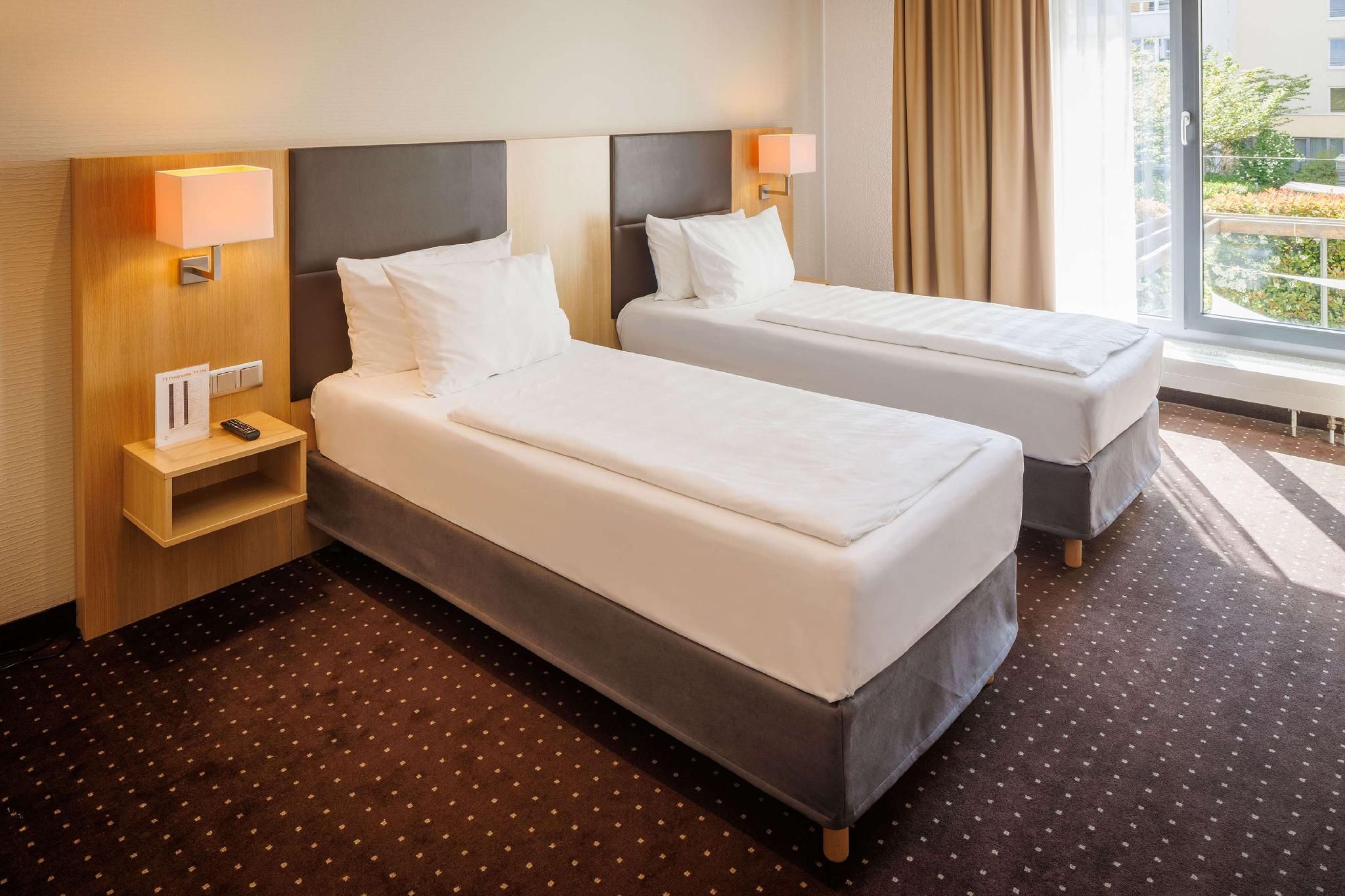 Lanzcarré Hotel Mannheim, a member of Radisson Individuals Standard Room 2