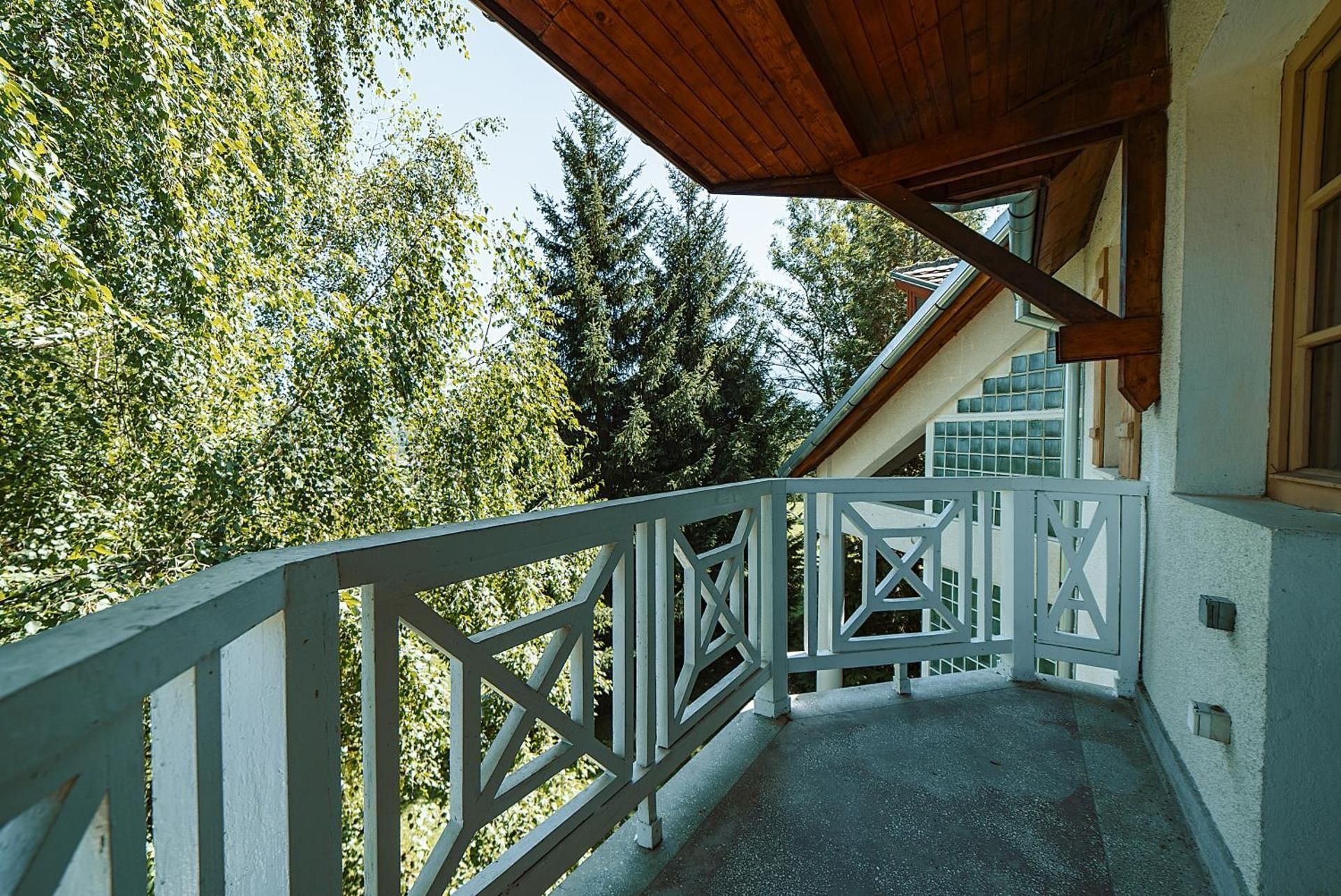 Deluxe Double or Twin Room with Balcony