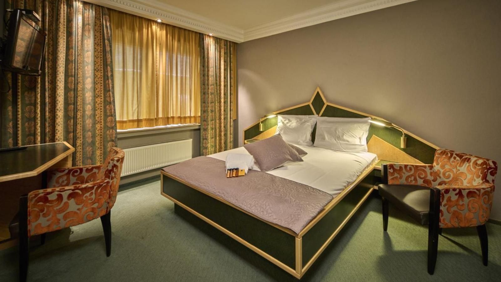 Classic Double Room
