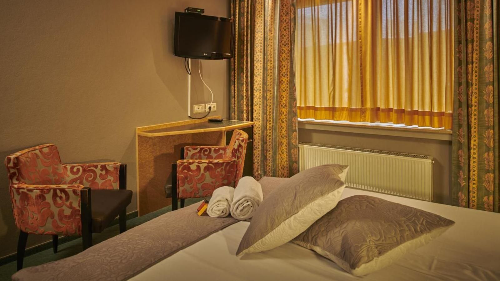 Classic Double Room