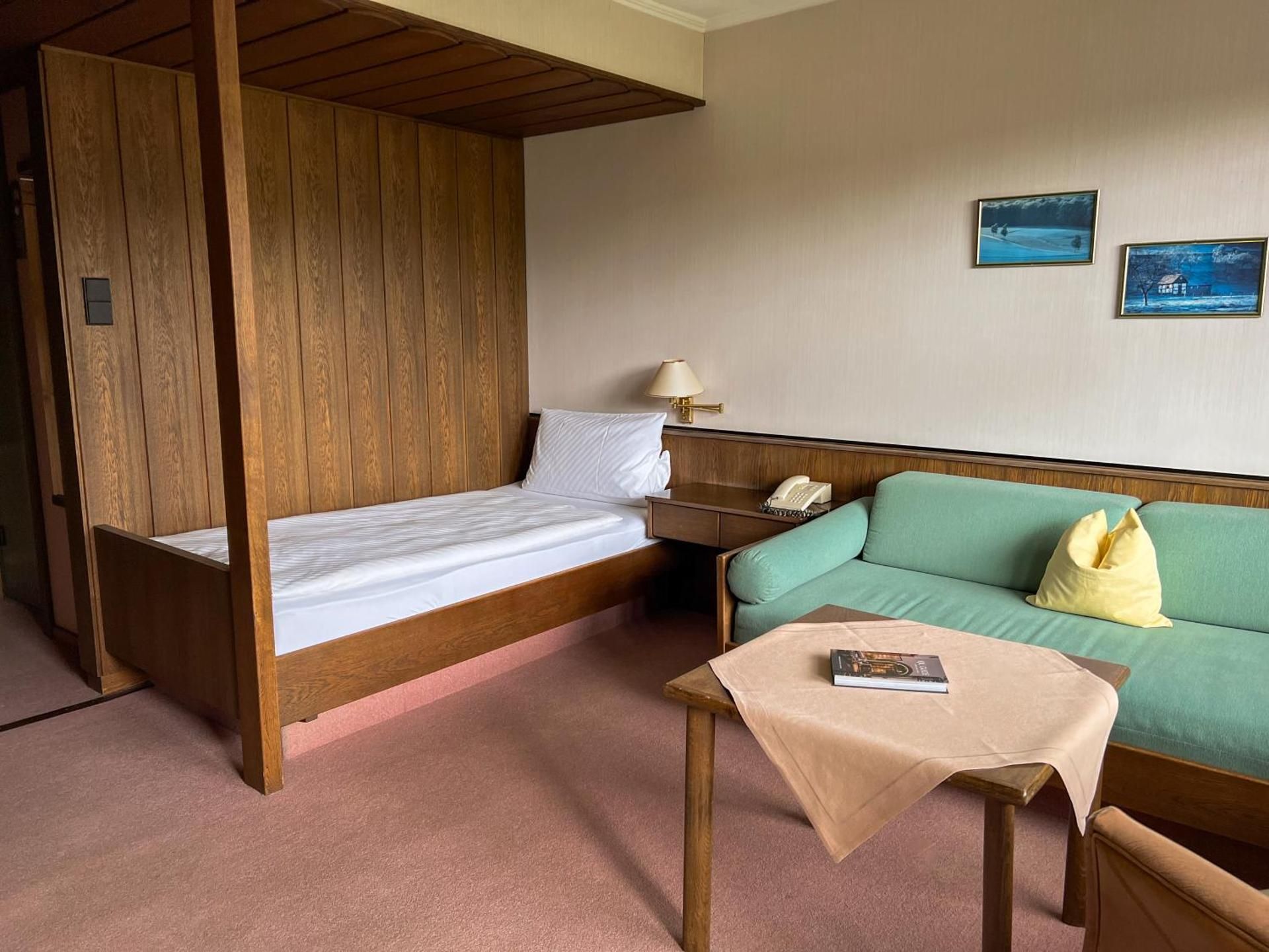 Classic Single Room