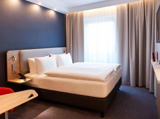 One Bed Accessible Roll-In Shower