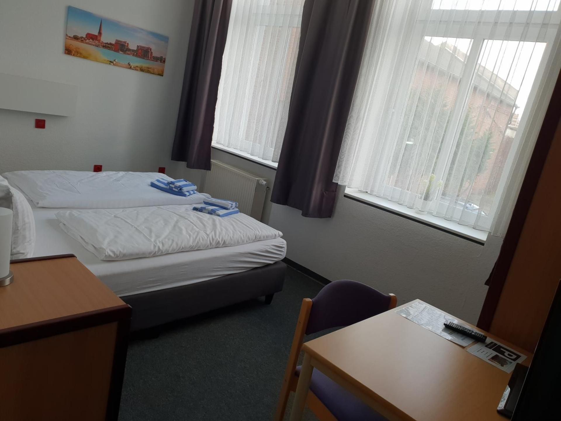Double Room - 01