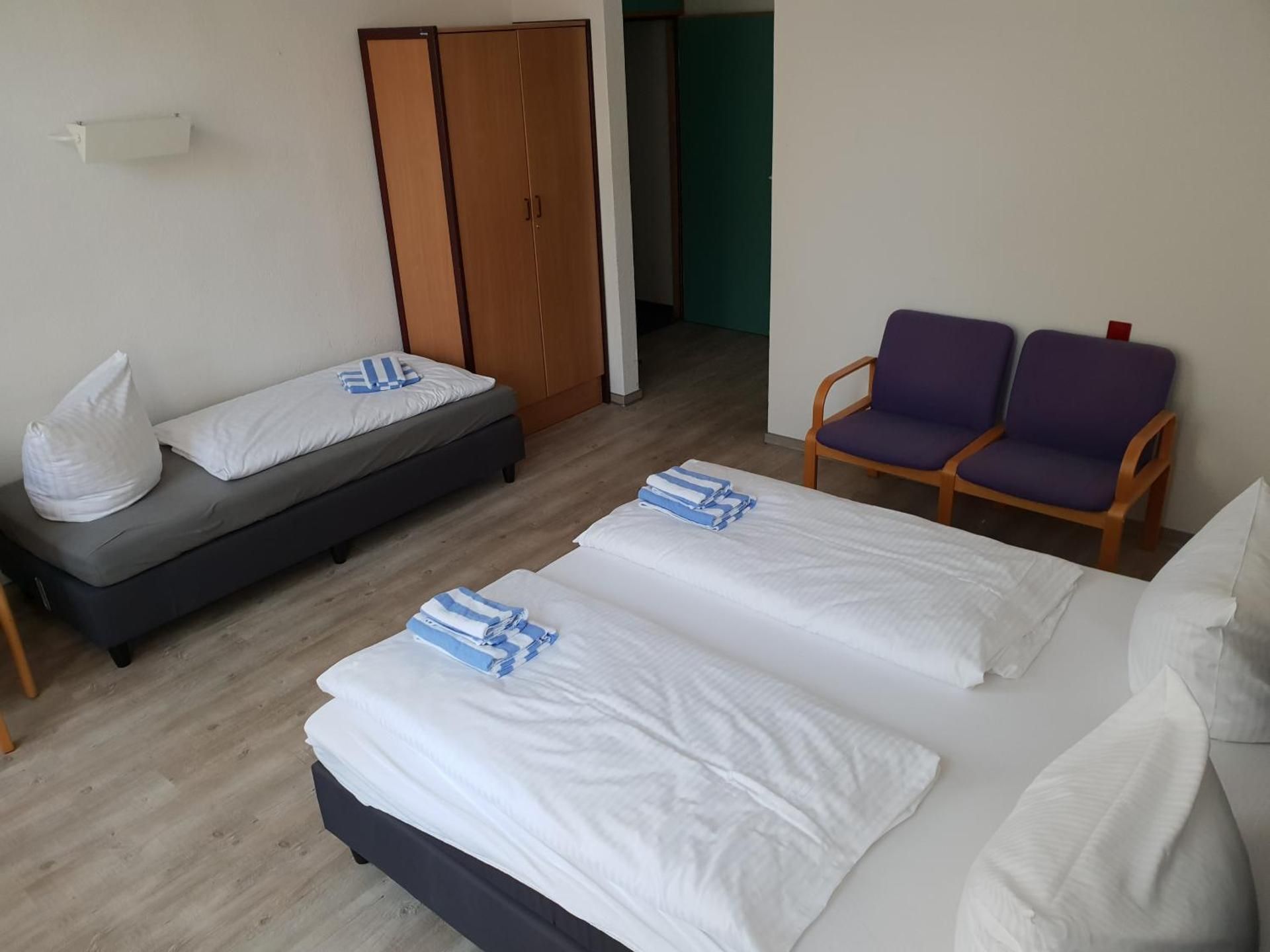 Triple Room - 05