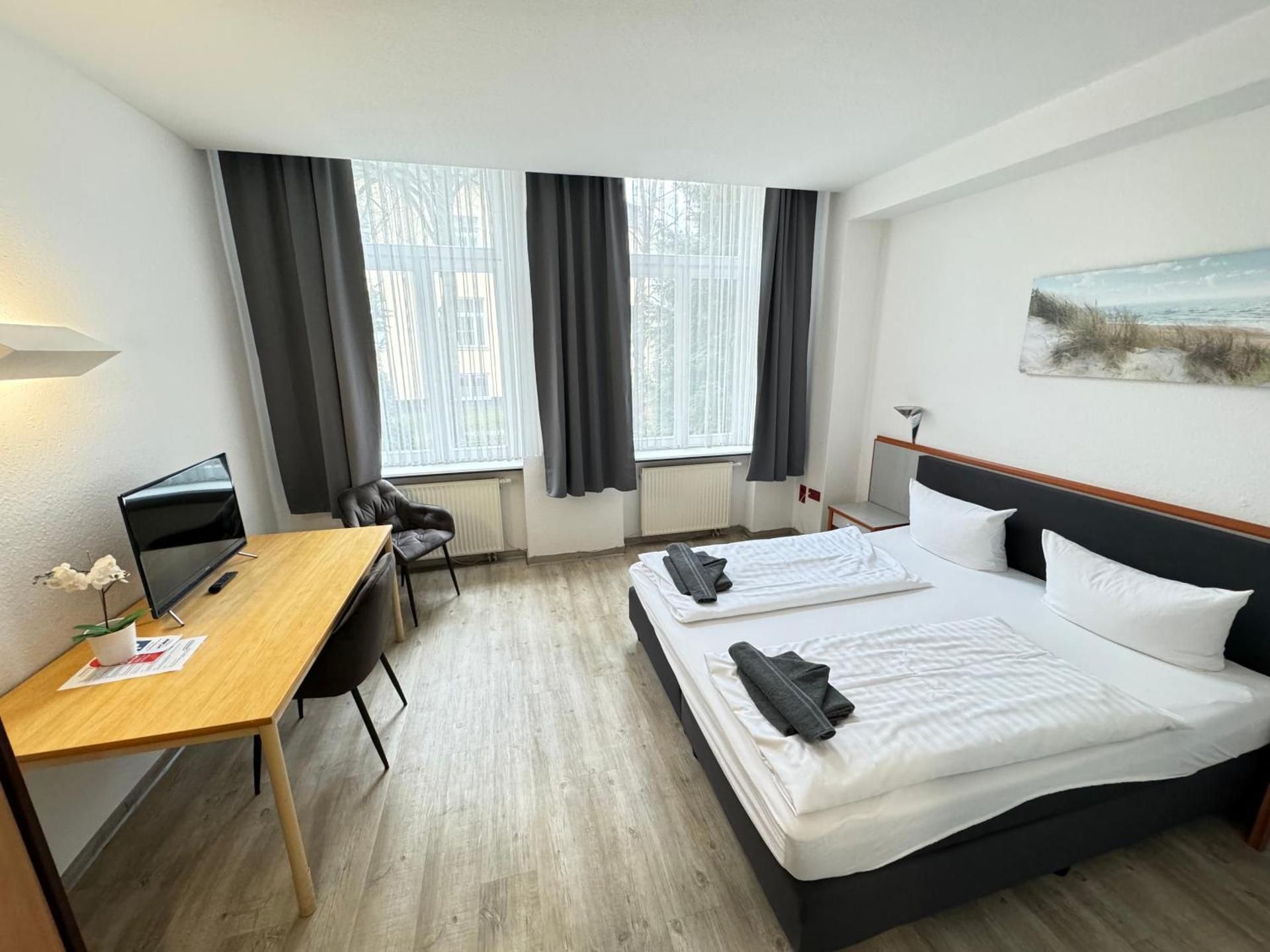Double Room - 06