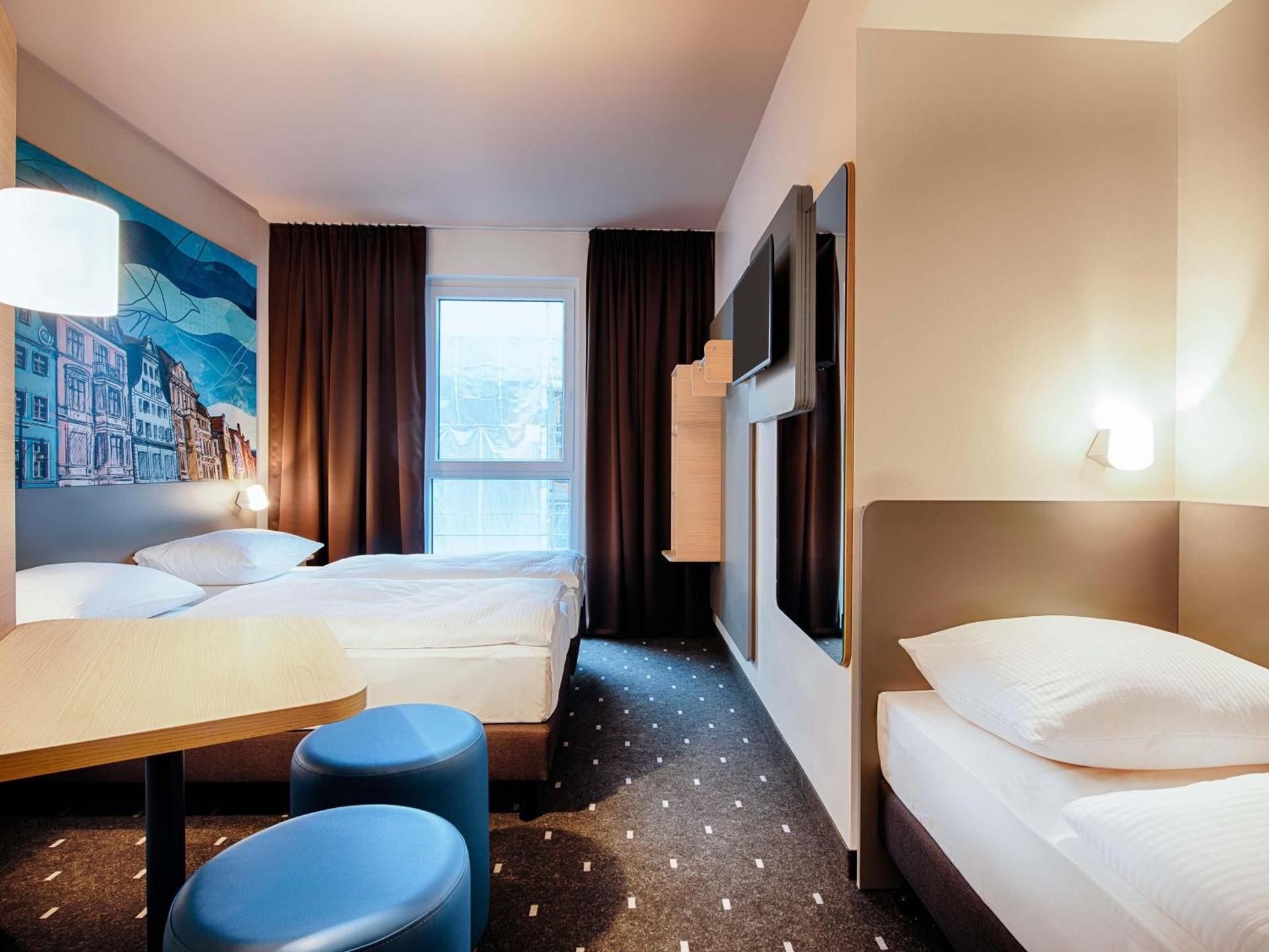 Triple Room