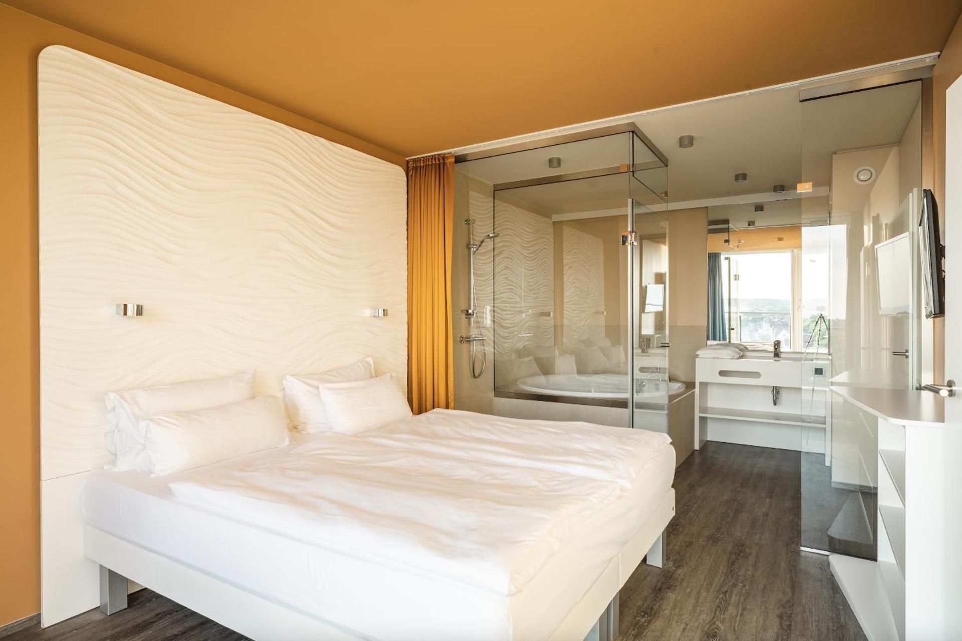 Suite seitlicher Meerblick mit Balkon