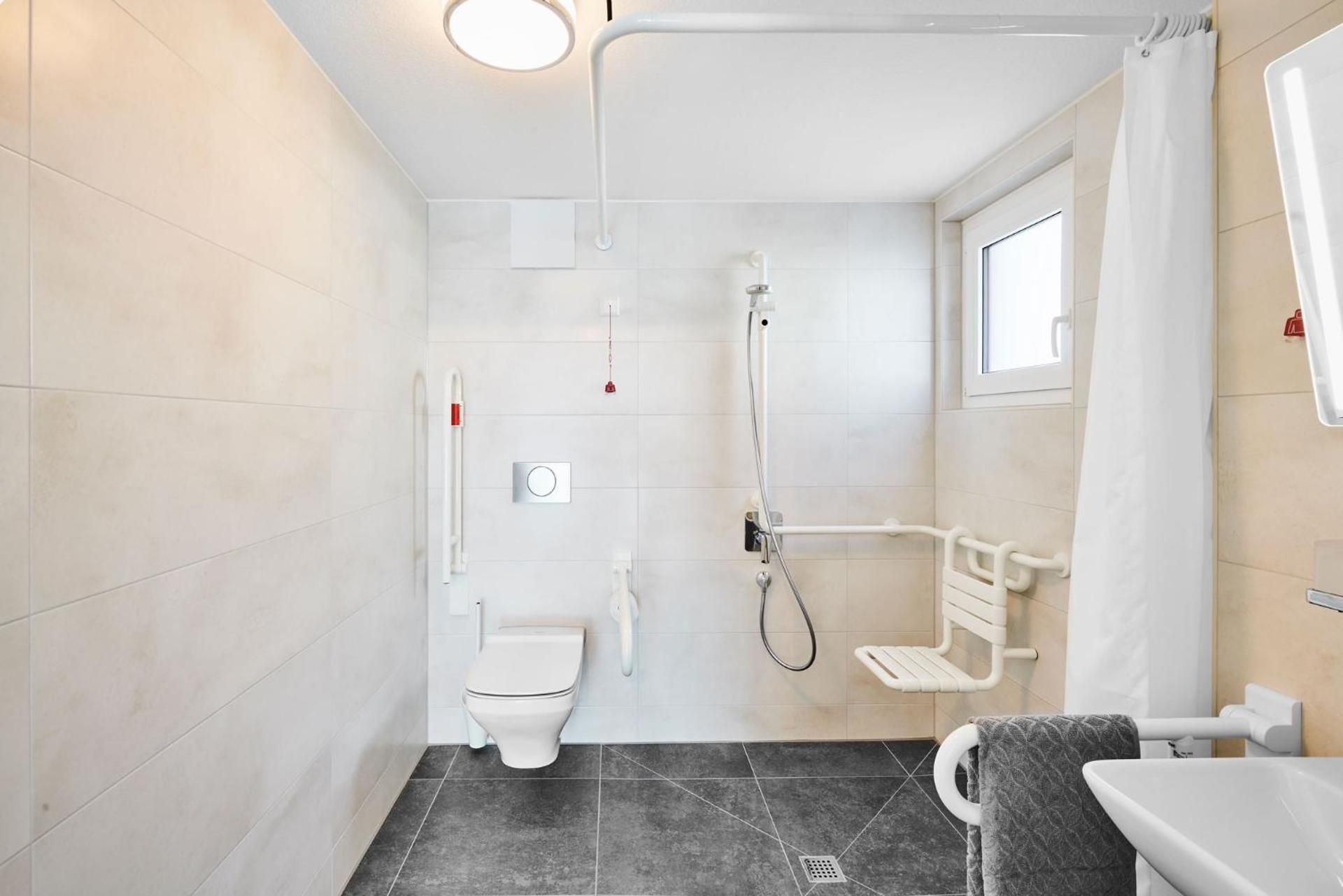 Single Room - Disability Access