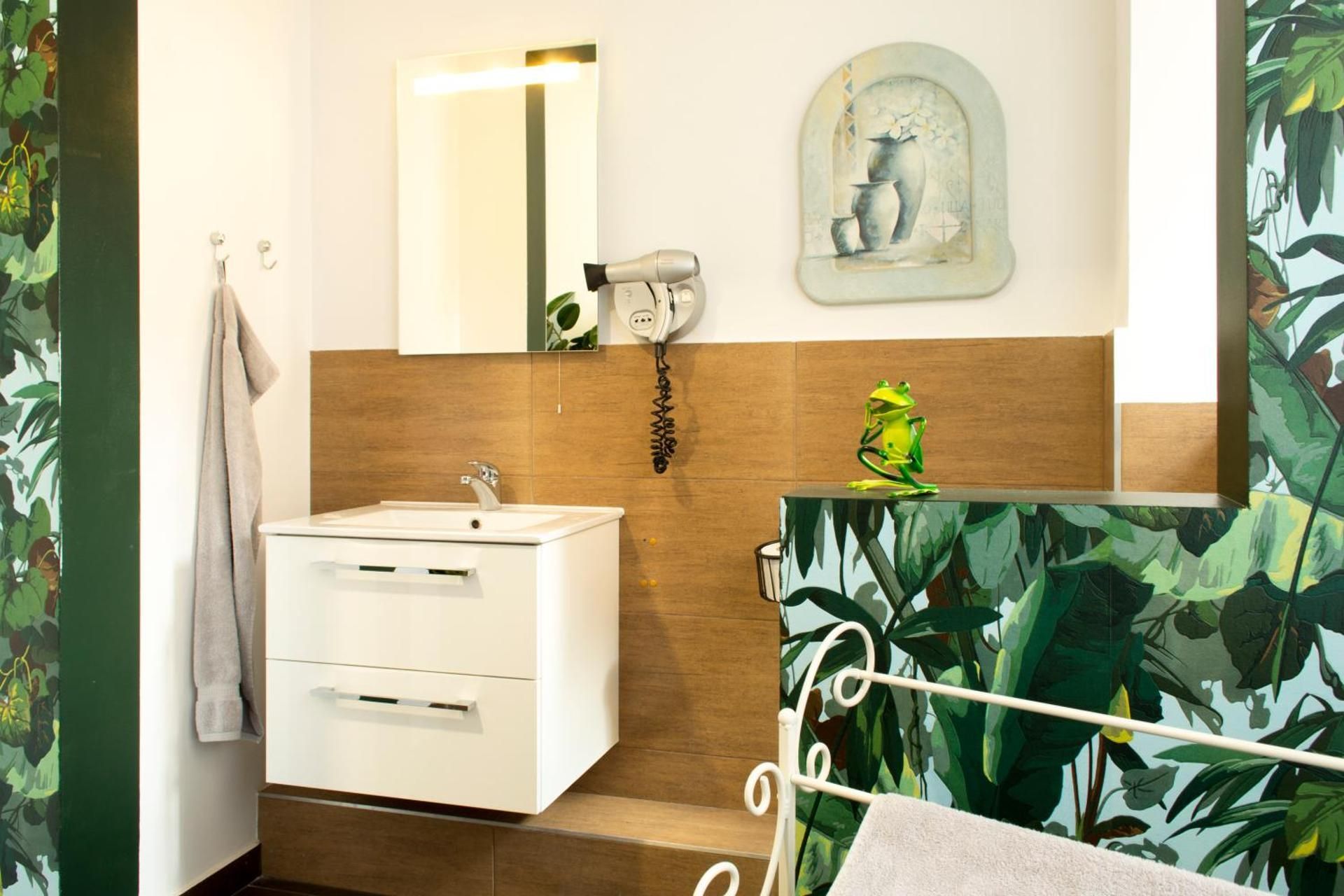 Double Room with Shared Bathroom