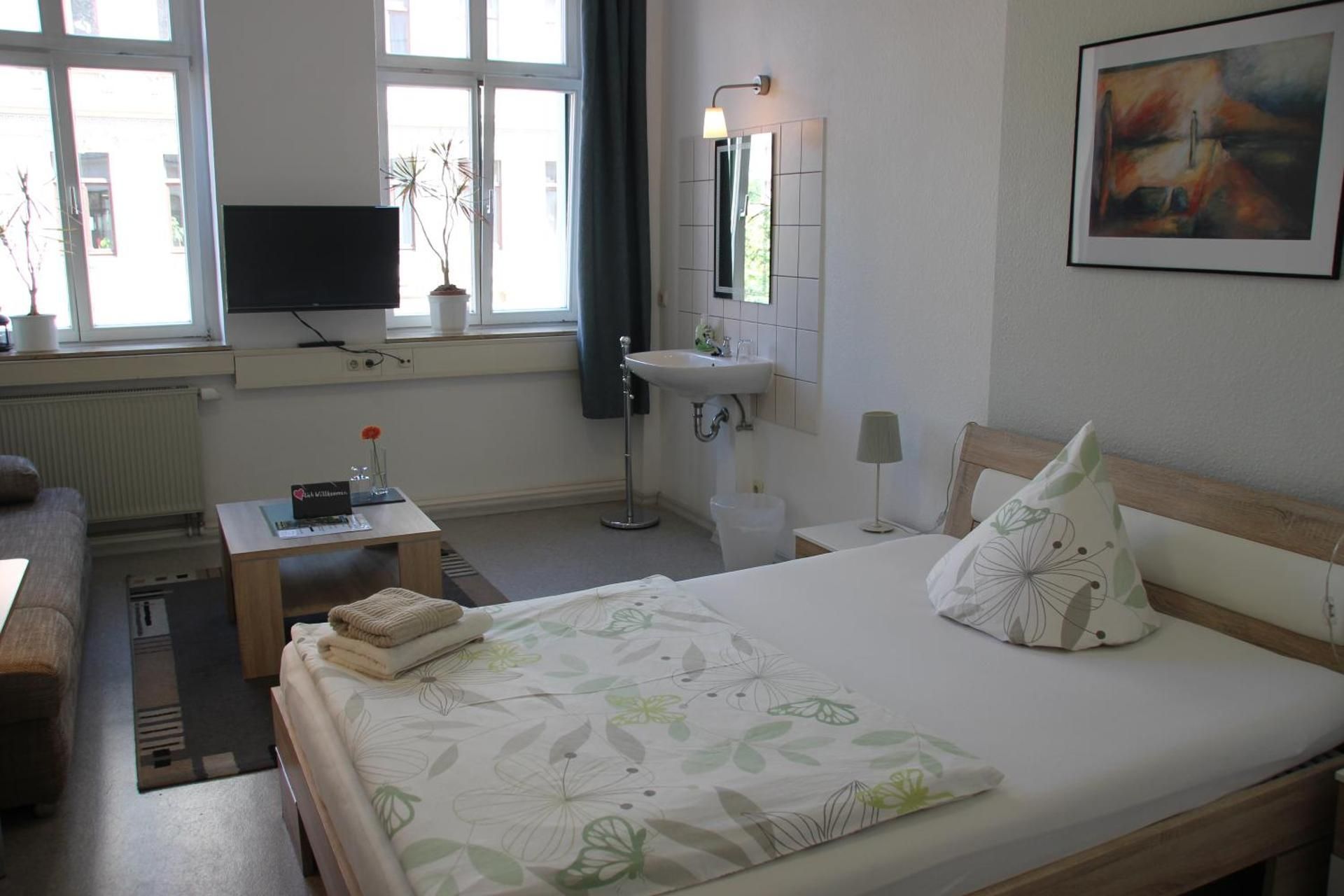 Double or Twin Room with Extra Bed