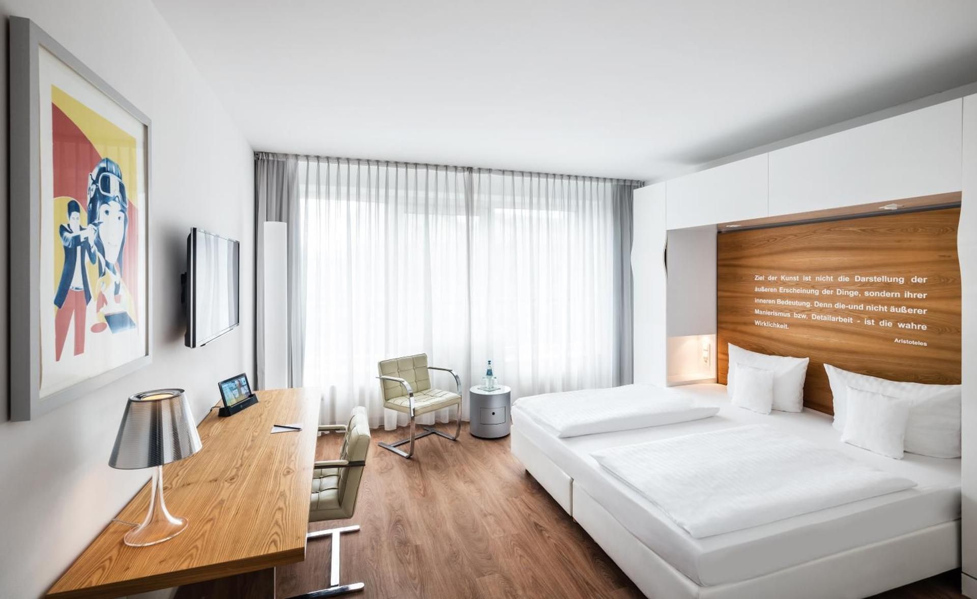 Hotel Art Leipzig Standard Double Room - Street Side 2