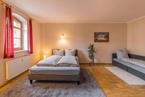 Basic Triple Room