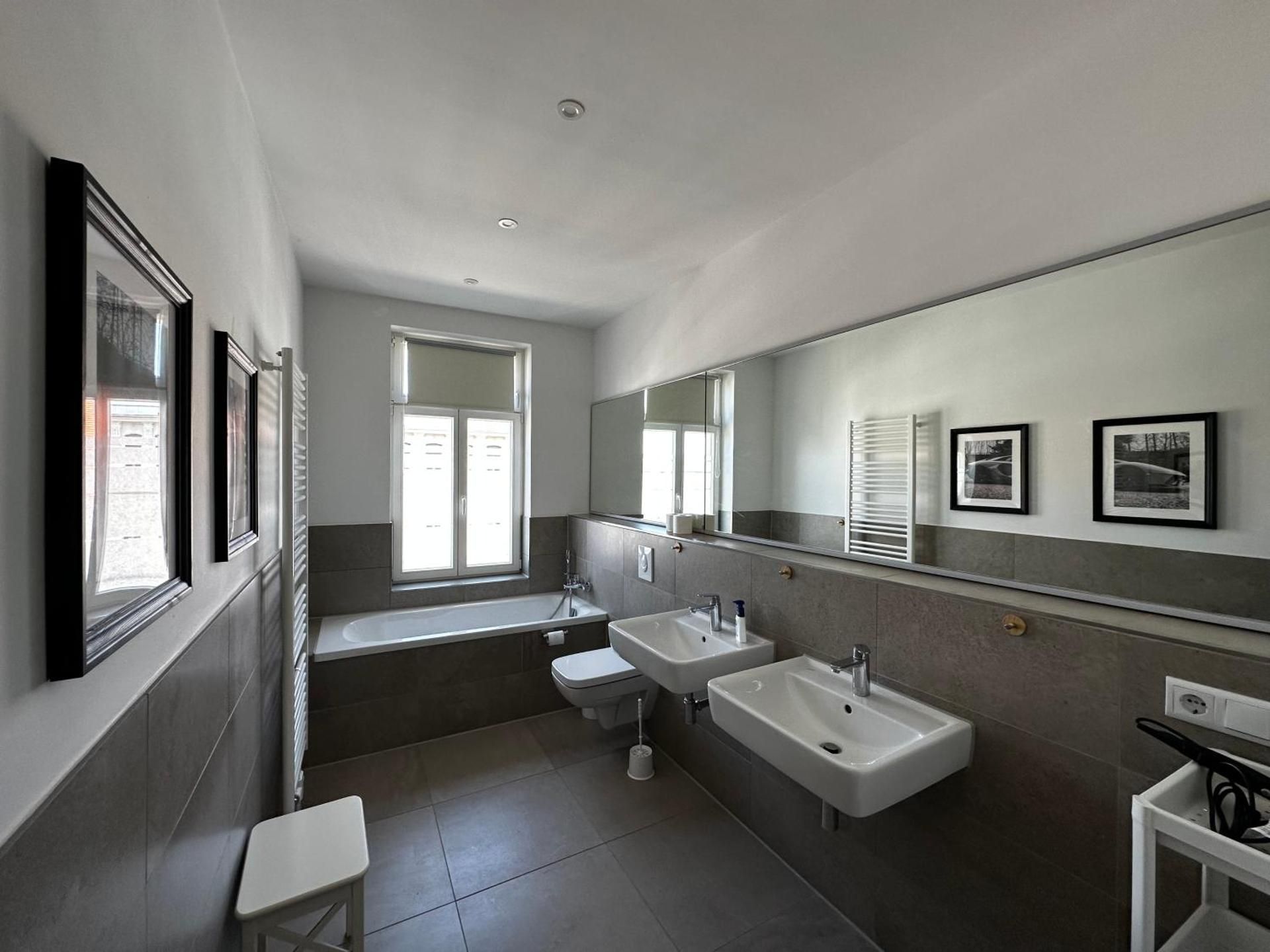 Two-Bedroom Deluxe Apartment