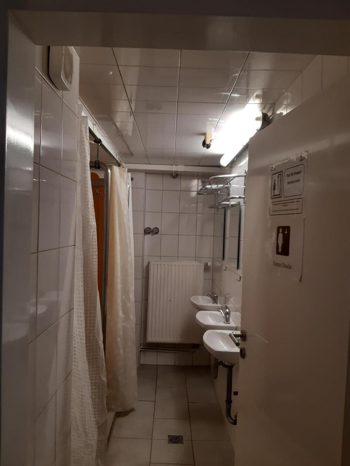 Single Room with Shared Bathroom