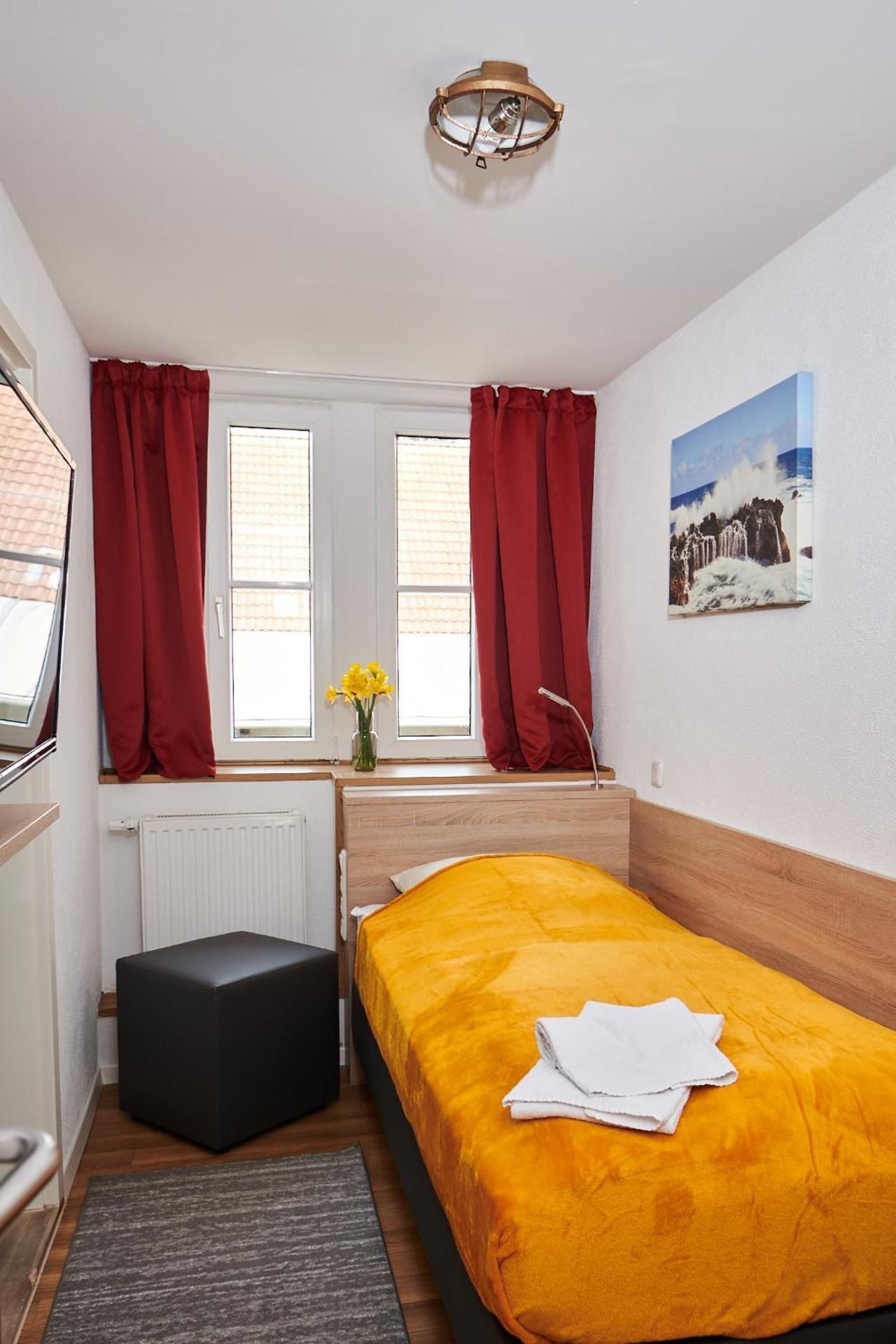 Small Single Room