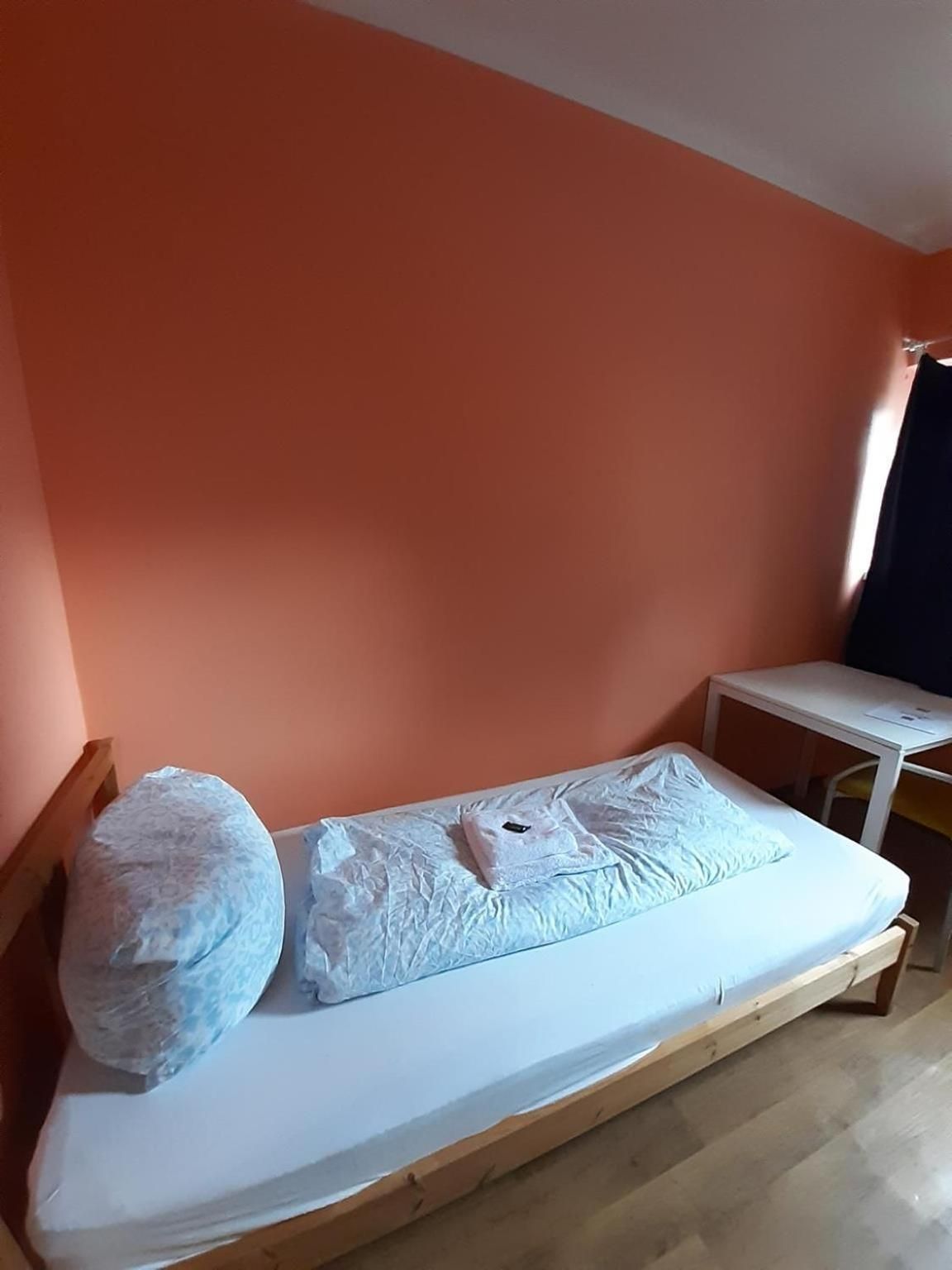 Single Room with Shared Bathroom