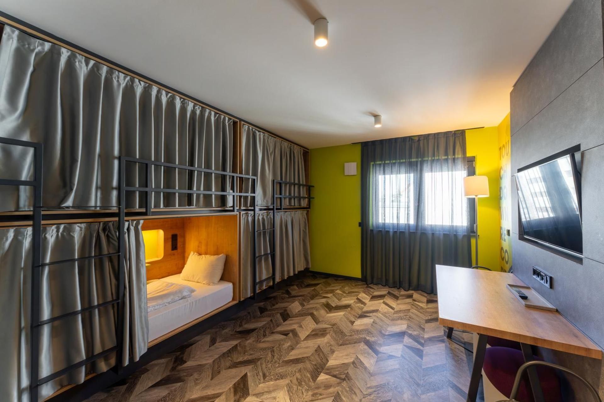 Quadruple Room with Bathroom
