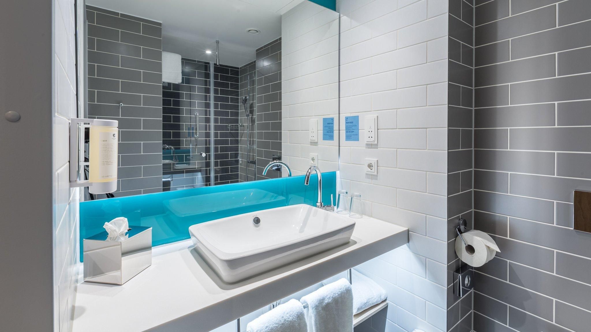 2 Twin Beds Standard