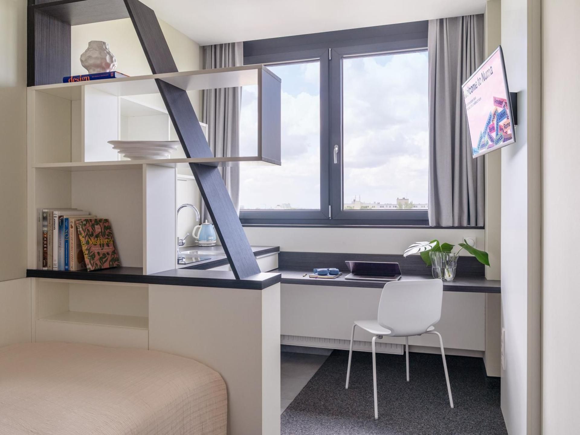 Standard Studio with Kitchenette - Single Bed