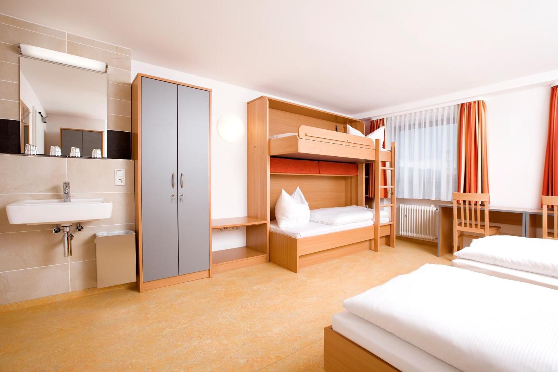 Triple Room with Shared Bathroom