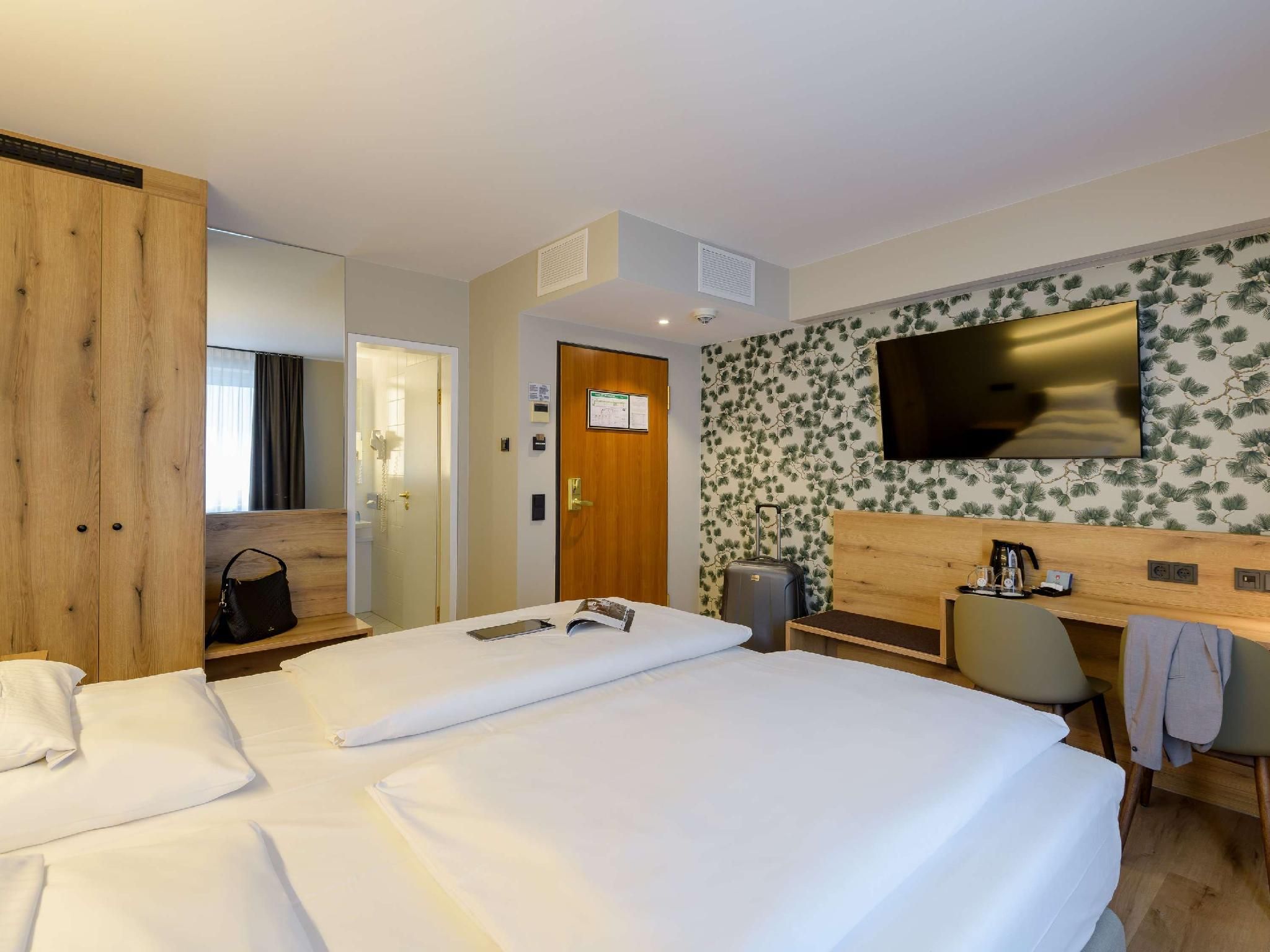 Standard Double Bed