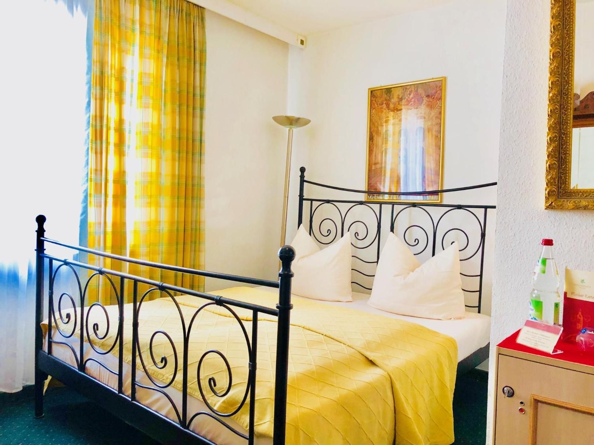Small Double Room