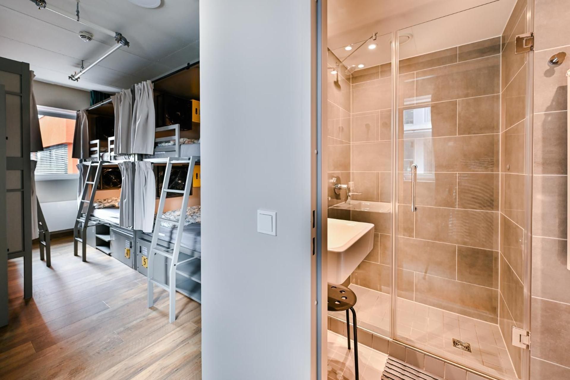 Entire 6-Bed Dormitory - Mixed