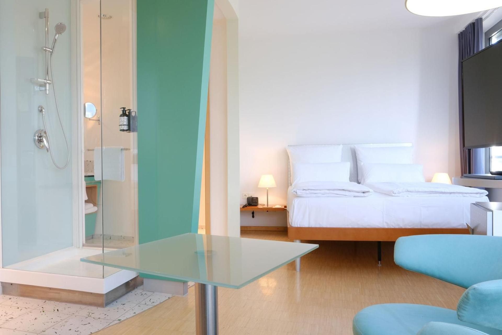 Premium Queen Room with Kitchenette