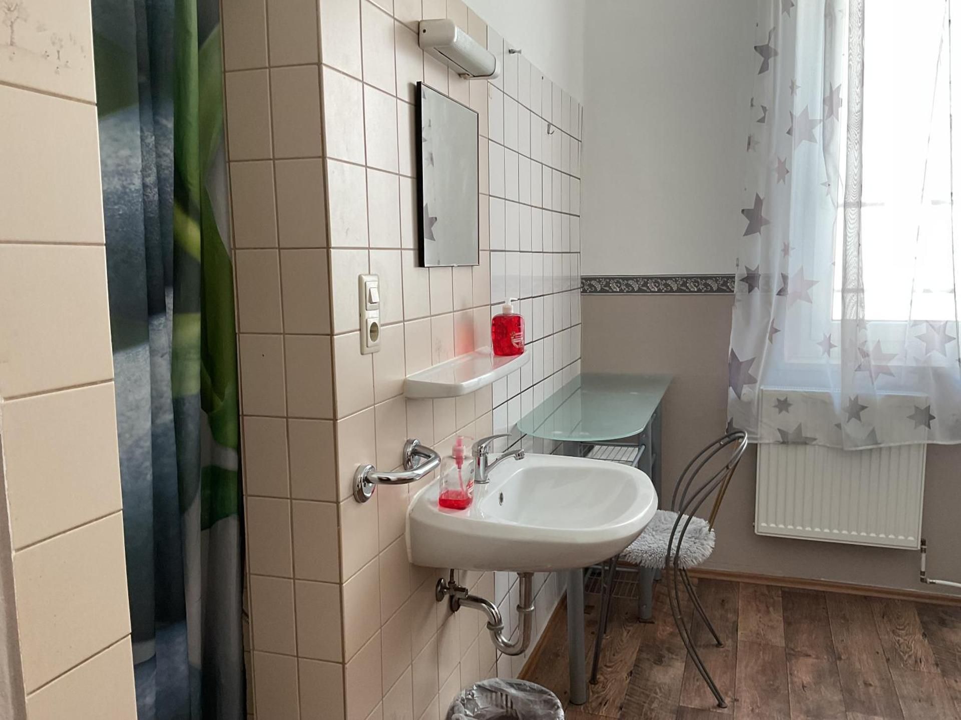 Single Room with Shower
