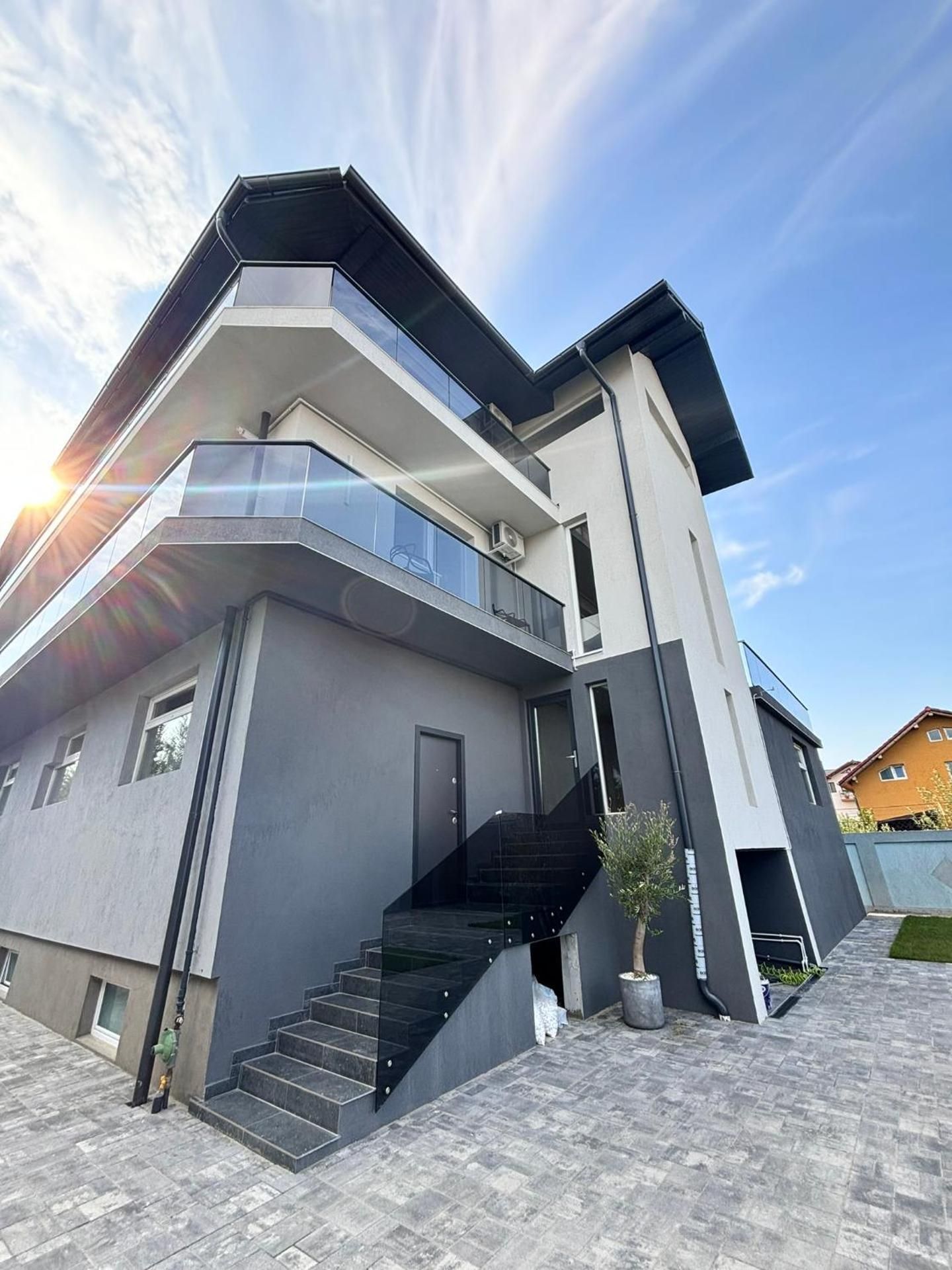 Grey Residence
