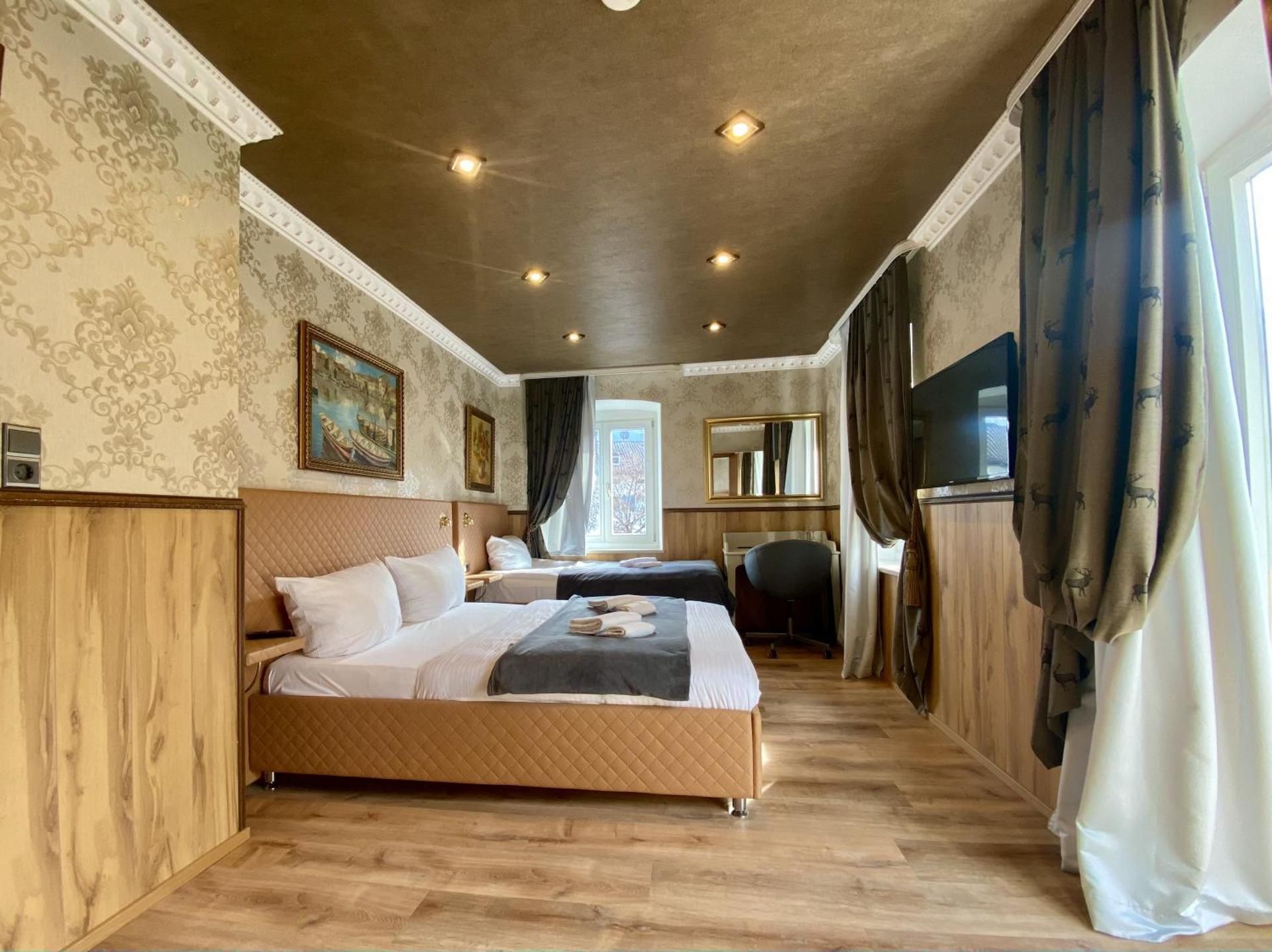 Suite with Balcony