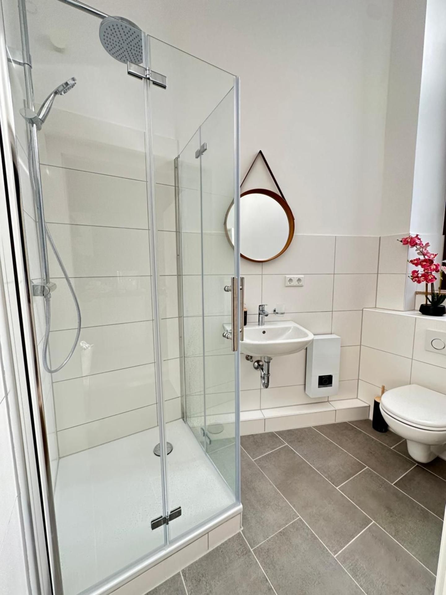 Two-Bedroom Apartment with City View