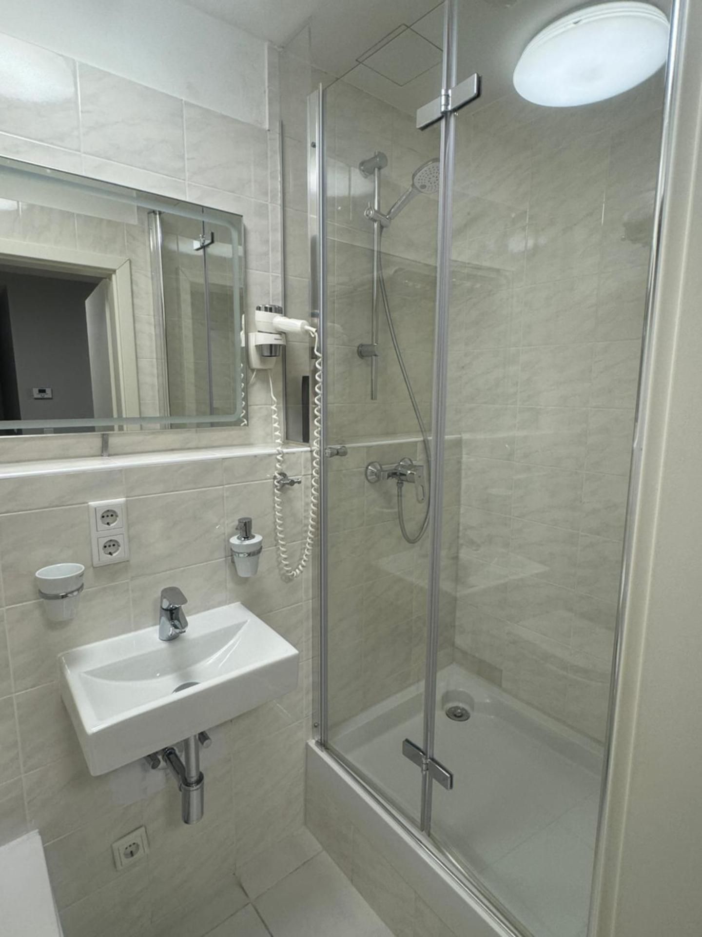Studio Apartment with One Double Bed