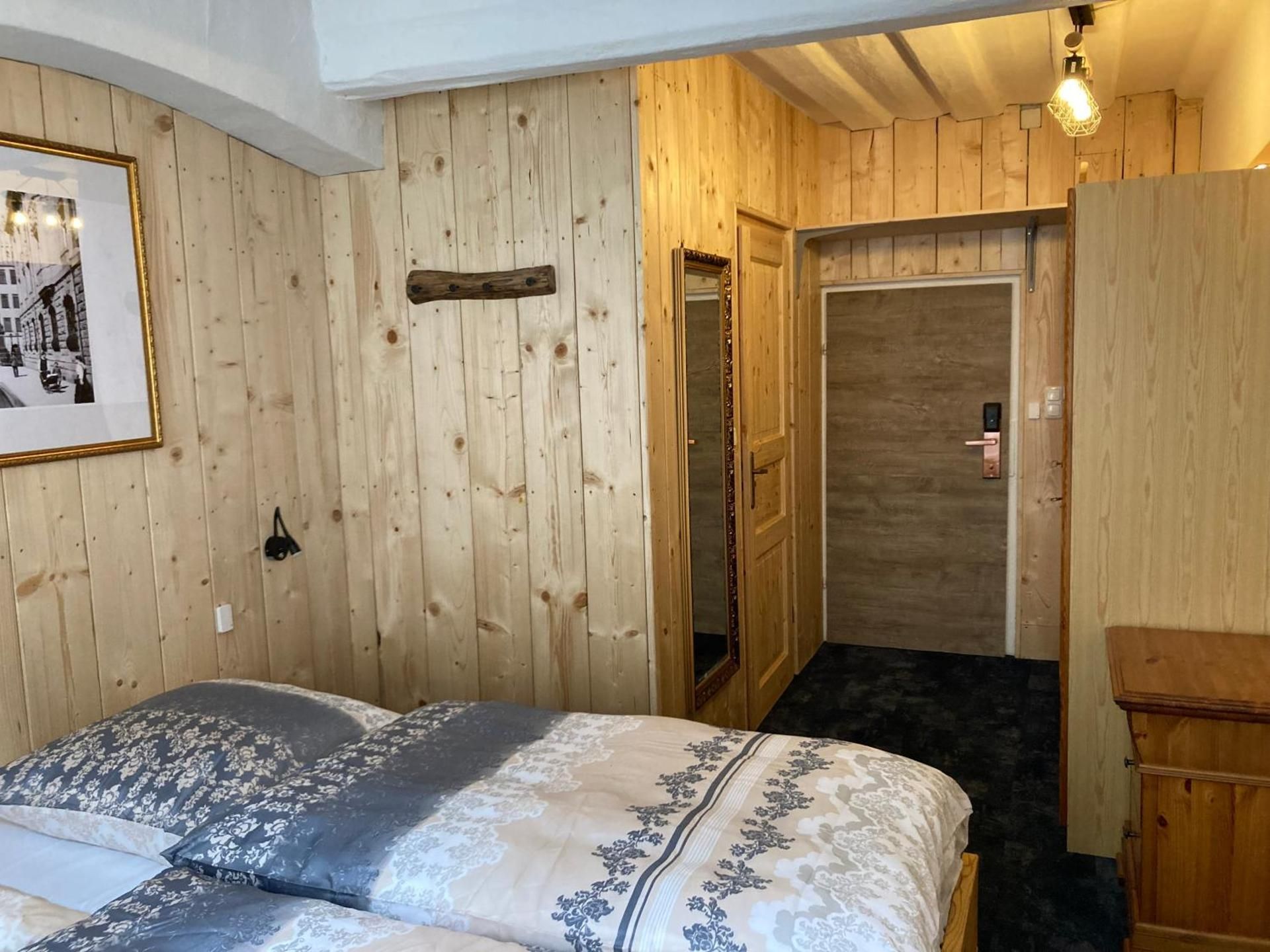 Deluxe Family Suite