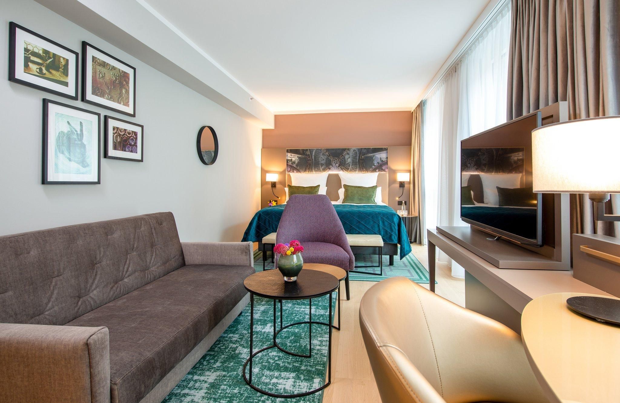 Leonardo Royal Hotel Nuernberg Deluxe Triple 3