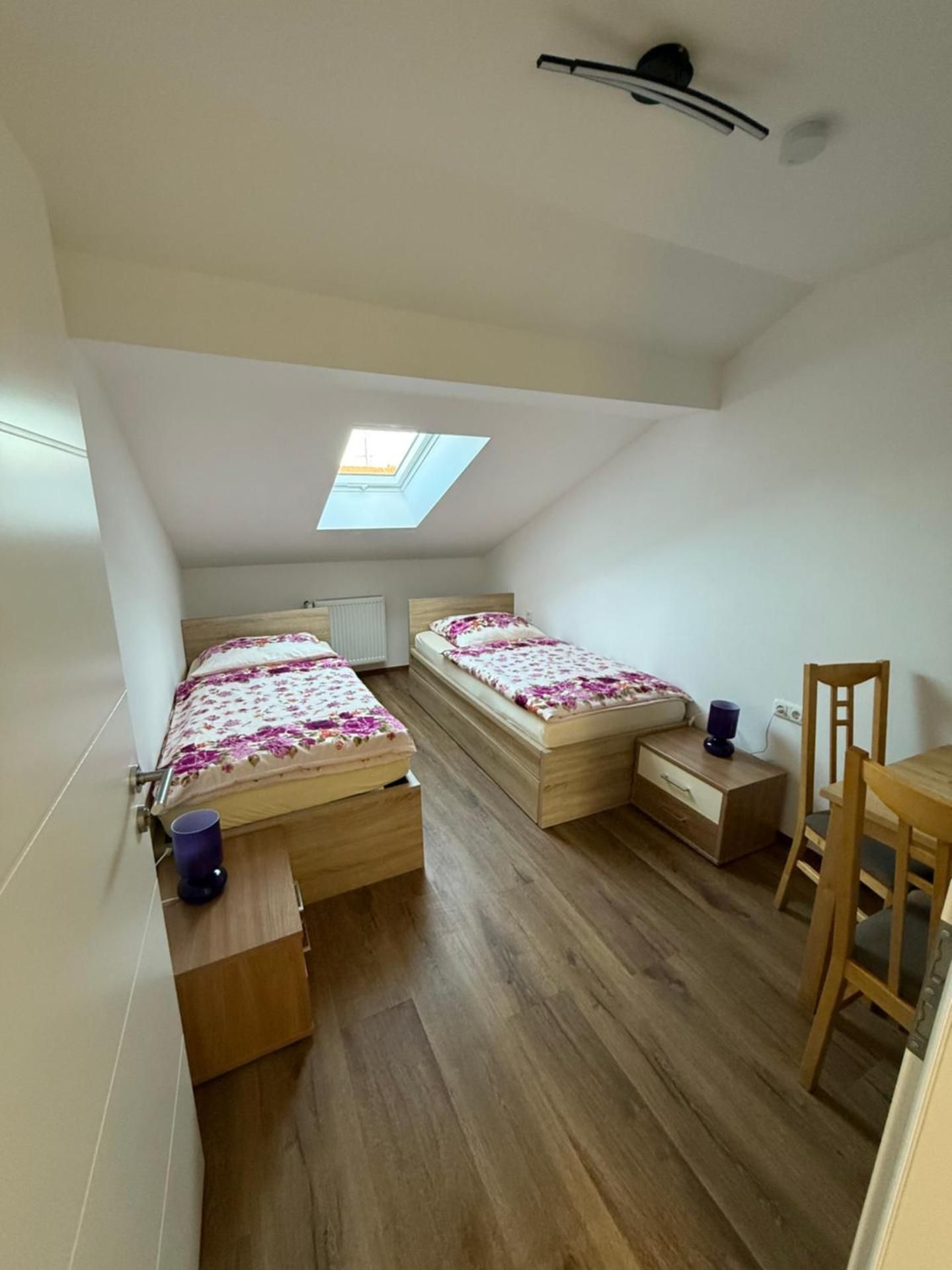 Single Room with Shared Bathroom