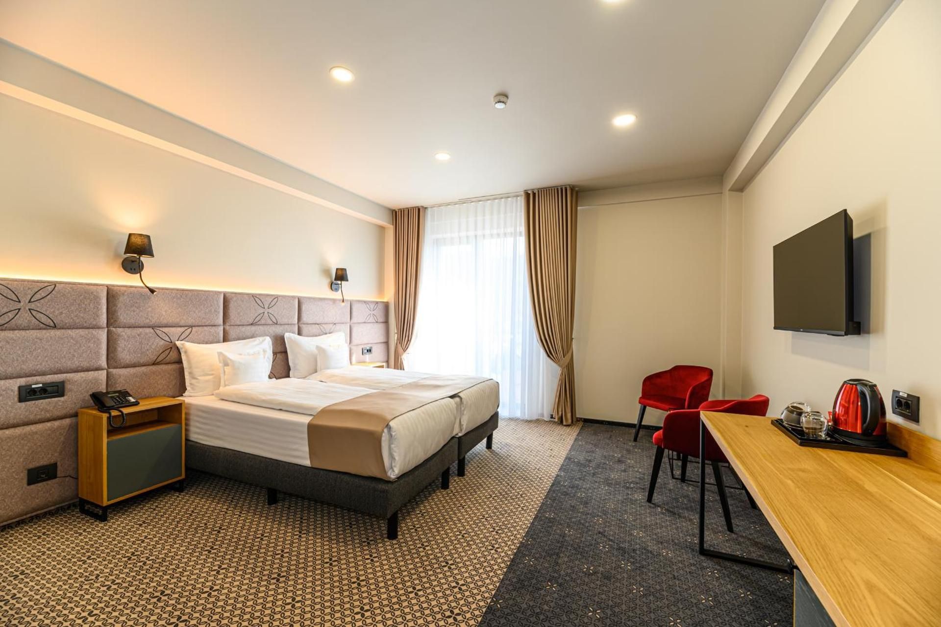 Executive Double Room (2 adults + 1 child)