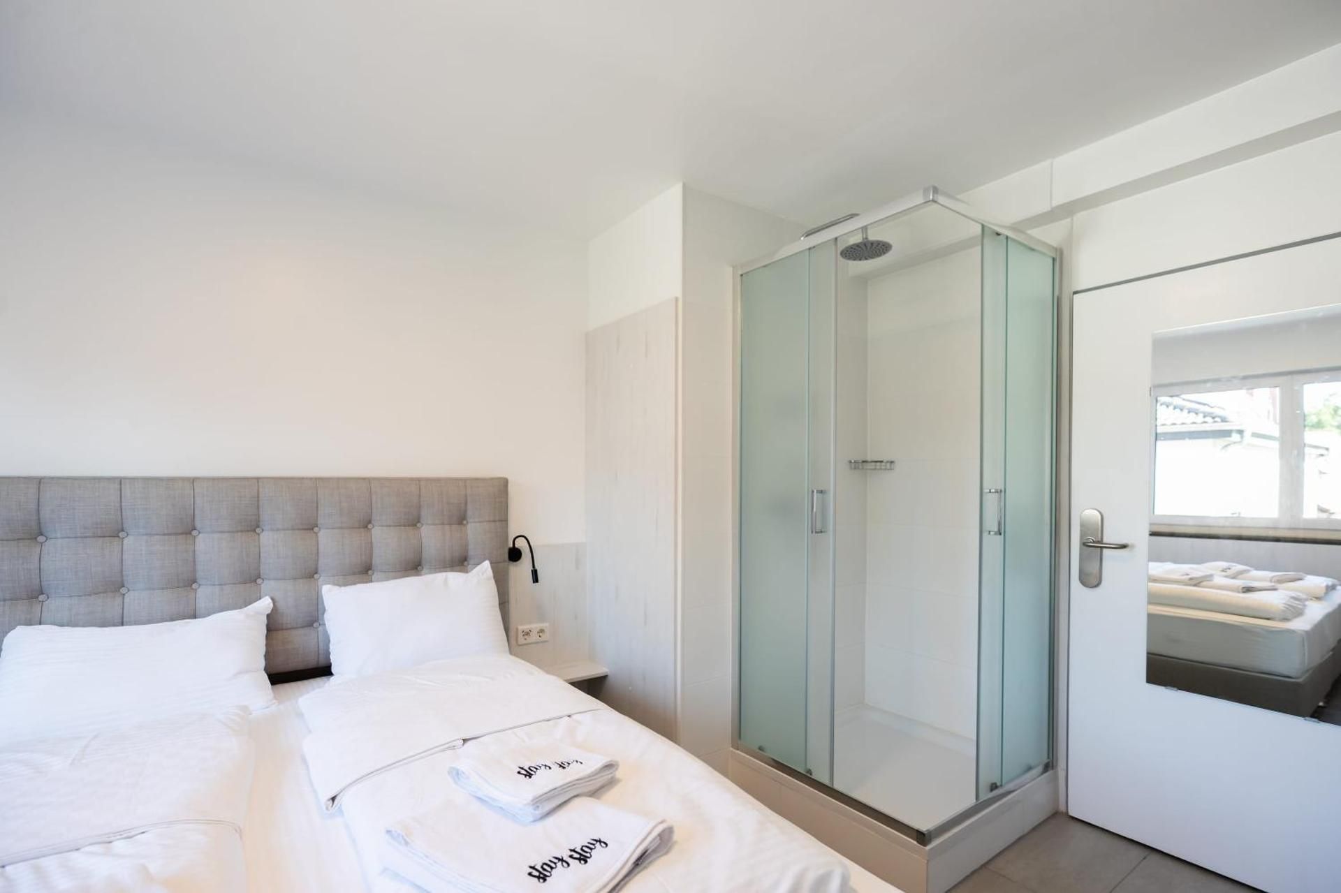 Double or Twin Room with Shower