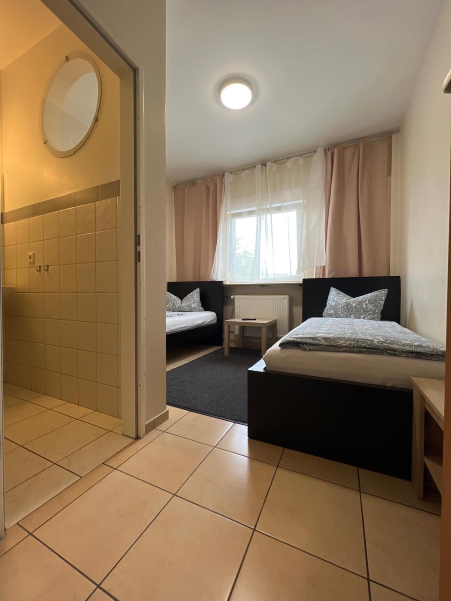 Twin Room with Private Bathroom