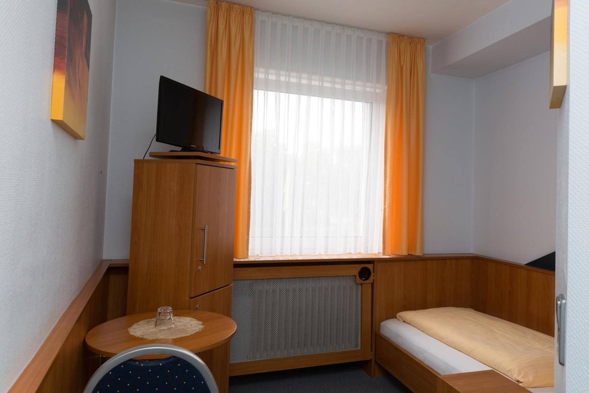 Single Room With Private Bathroom