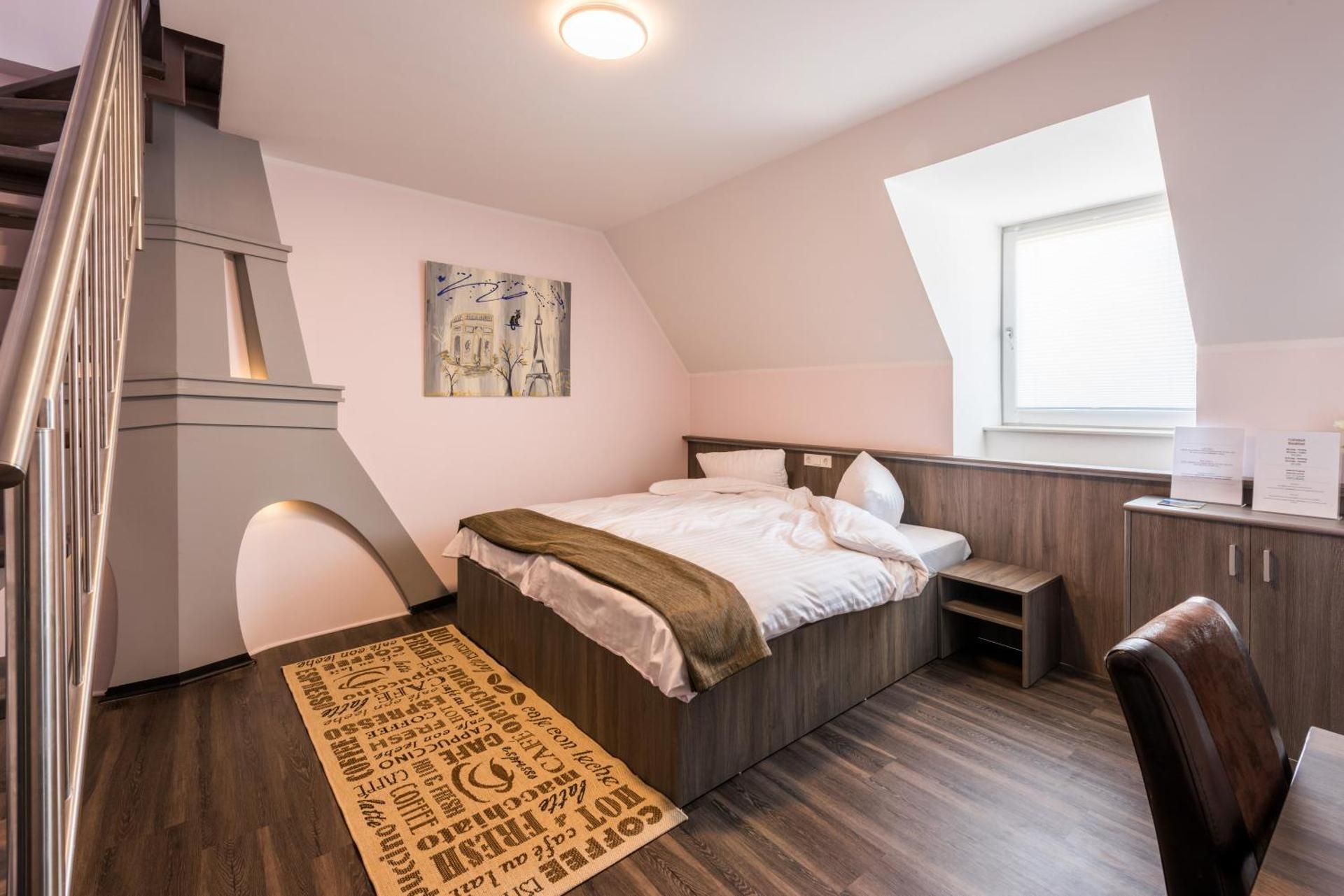 Burgerhofhotel One-Bedroom Suite