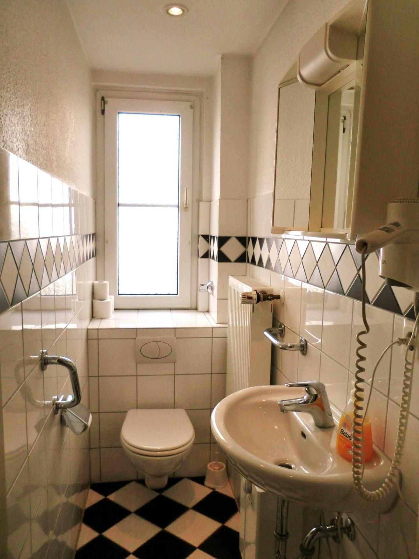 3-Room Apartment B No Rhine River View