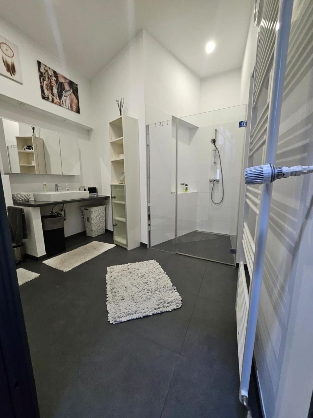 La Petite Blanche Double Room - Disability Access